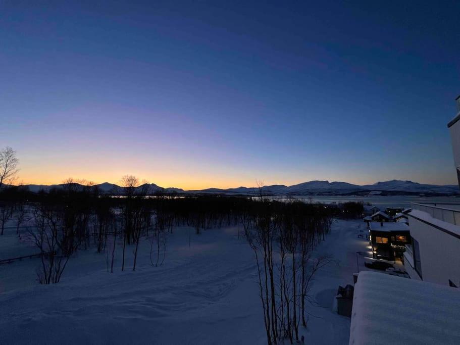 Ny Leilighet I Nytt Bygg I Naturskjonne Omgivelser! Tromso Ngoại thất bức ảnh