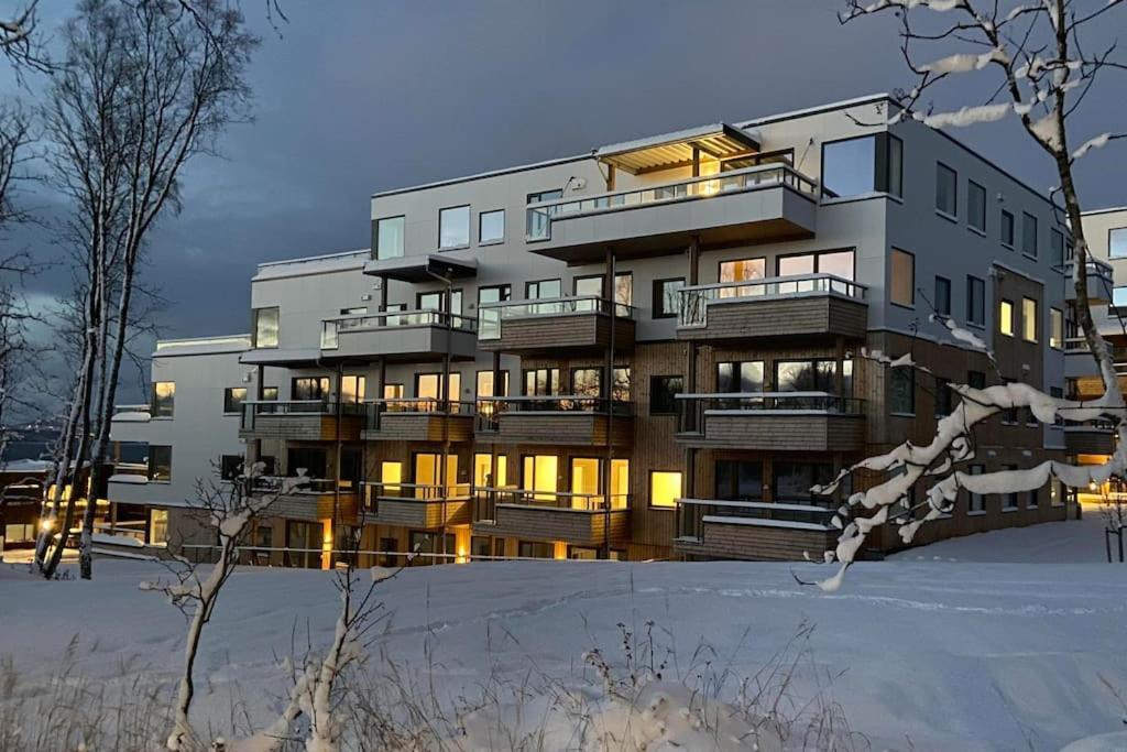 Ny Leilighet I Nytt Bygg I Naturskjonne Omgivelser! Tromso Ngoại thất bức ảnh